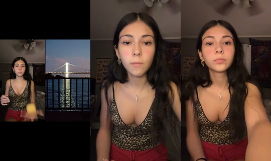 elliee5679's Live Session — Aug 4, 2026, 12:44 AM