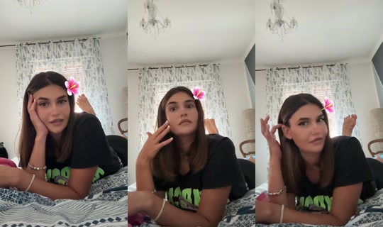 ellyna9979's Live Session — Jul 30, 2026, 3:54 PM