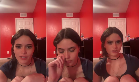 emilywhattf's Live Session — Oct 19, 2026, 3:18 AM