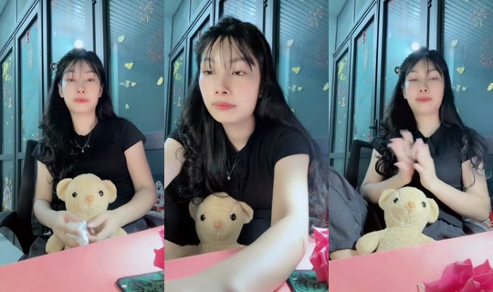 emma_899999's Live Session — Oct 26, 2026, 7:14 PM