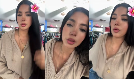 esmeraldacandela's Live Session — Oct 28, 2026, 2:40 PM