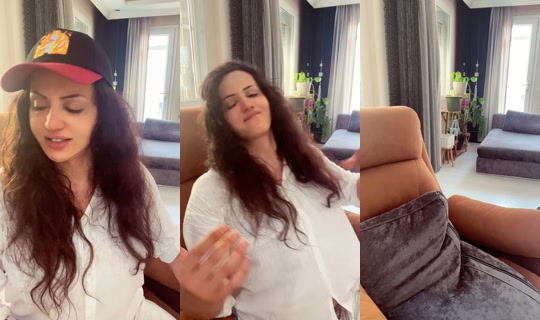 ezgi_cardin_'s Live Session — Jul 9, 2026, 10:10 AM