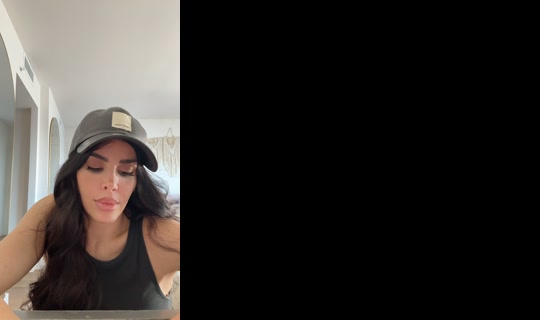 fatemaloveee's Live Session — Oct 20, 2026, 8:27 PM