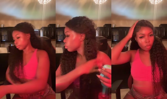 foxydoll25's Live Session — Aug 30, 2026, 5:44 PM
