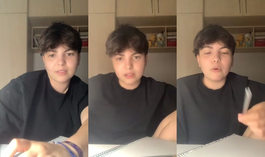 futura.universitaria's Live Session — Jul 8, 2026, 9:50 PM