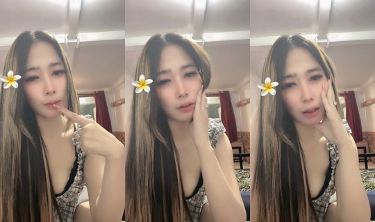 girll.mayhere's Live Session — Aug 24, 2026, 6:06 PM
