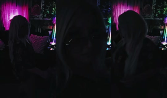 goddess.momme's Live Session — Oct 20, 2026, 4:26 AM