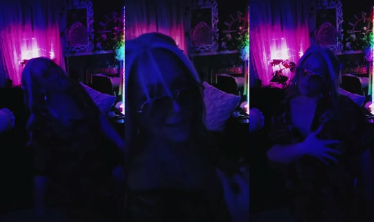 goddess.momme's Live Session — Oct 21, 2026, 1:15 AM