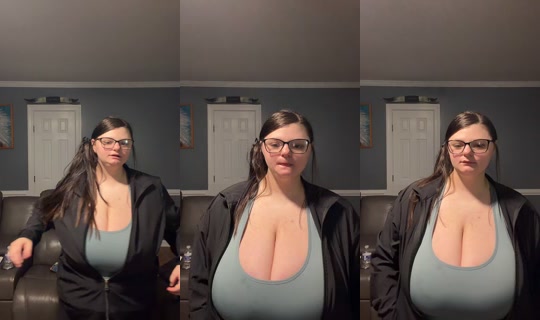 hannah_t26's Live Session — Oct 21, 2026, 10:54 PM