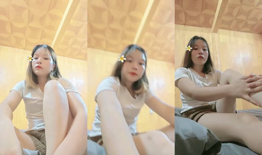 hathithuyet_'s Live Session — Aug 17, 2026, 9:23 PM