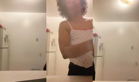 her.lopez0's Live Session — Aug 24, 2026, 12:29 AM