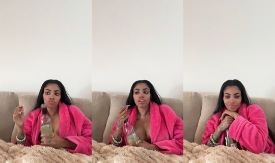 heyrebeccaaaa's Live Session — Aug 10, 2026, 1:03 AM