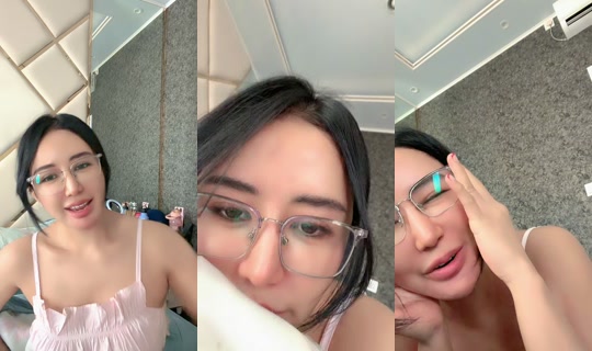hilda2026h's Live Session — Jul 28, 2026, 2:07 AM