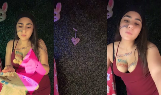 honeybunss.xoxo's Live Session — Aug 24, 2026, 4:45 AM