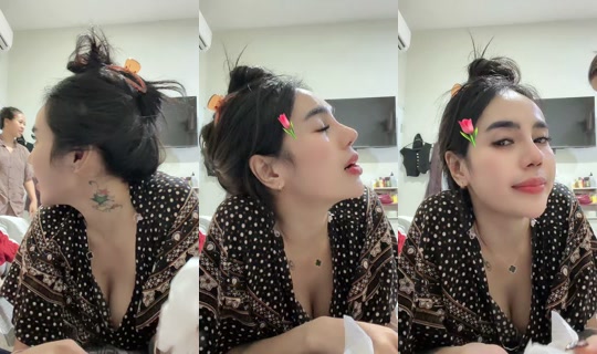 idamanbapakmu___3's Live Session — Oct 11, 2026, 12:49 PM