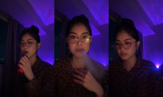 idkmolly.fr's Live Session — Aug 27, 2026, 12:09 PM