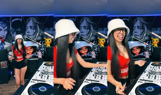 imdjlivia's Live Session — Oct 31, 2026, 12:49 AM