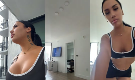 inessbnny's Live Session — Aug 29, 2026, 8:42 PM