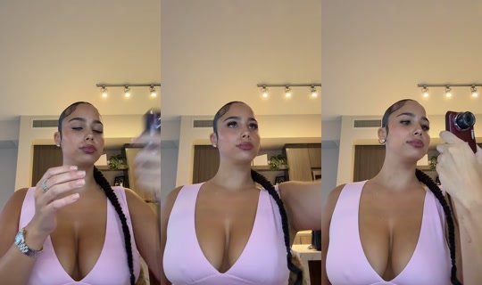 isabelleiannone's Live Session — Aug 1, 2026, 10:32 PM