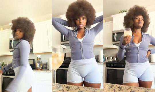 itsleahmarie_'s Live Session — Sep 18, 2026, 9:43 PM