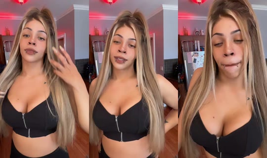 itsravenbabe's Live Session — Oct 4, 2026, 6:03 PM