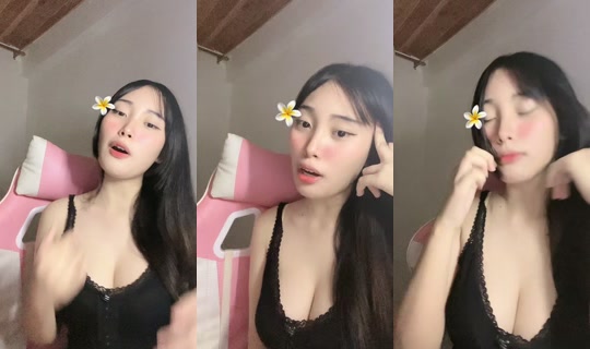 itzyona_z's Live Session — Aug 15, 2026, 11:39 AM