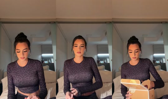 jadeskoupas's Live Session — Oct 21, 2026, 7:09 AM