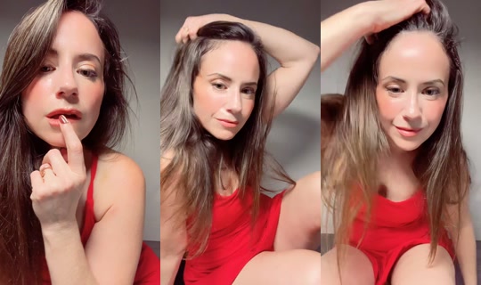 janiceglow's Live Session — Oct 21, 2026, 2:50 AM