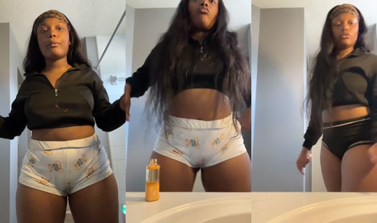 jayla8590's Live Session — Jul 28, 2026, 5:25 PM