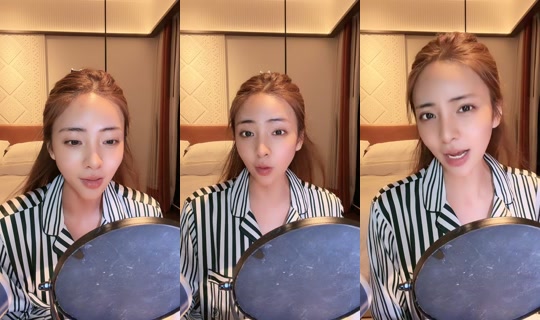 jennychicly's Live Session — Sep 12, 2026, 3:26 PM