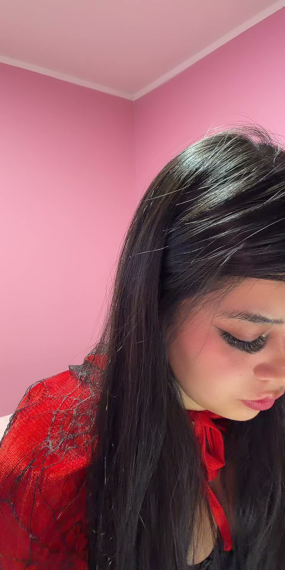 juanitadazaj — Live Stream VOD from Oct 21, 2026, 3:37 AM