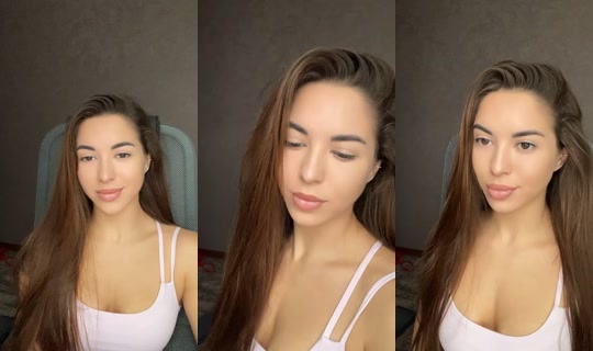 julieeeee777's Live Session — Sep 18, 2026, 4:42 AM