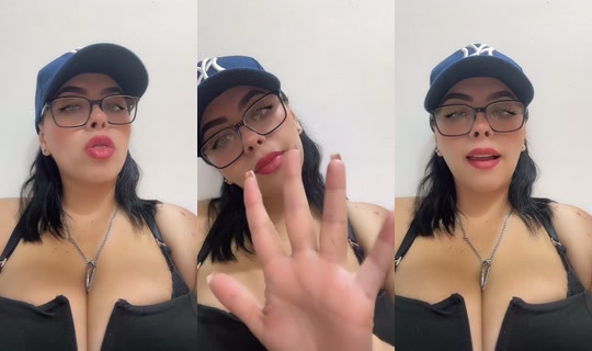 julii_37.0's Live Session — Sep 24, 2026, 11:54 PM