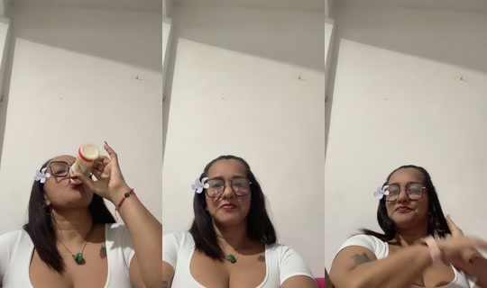 karelyz364cortez's Live Session — Oct 17, 2026, 7:44 AM