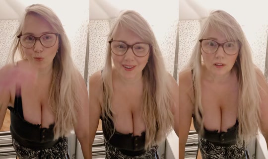 kateburlow's Live Session — Oct 12, 2026, 9:54 PM