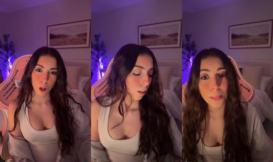 kellyyvanessaa's Live Session — Oct 19, 2026, 1:35 AM
