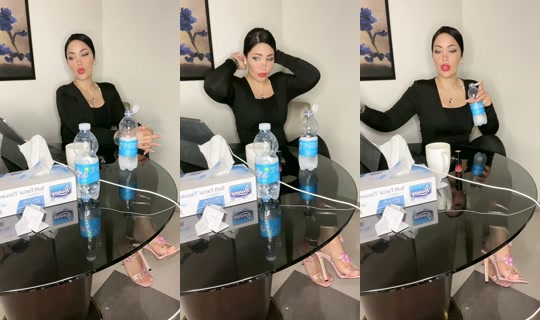 khaaa.ula's Live Session — Aug 19, 2026, 8:04 PM