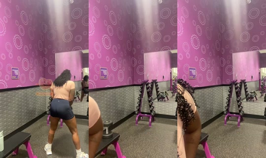 kqfitnessapparelandmore's Live Session — Oct 1, 2026, 11:28 AM