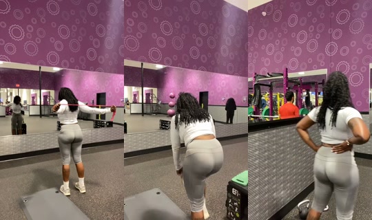 kqfitnessapparelandmore's Live Session — Oct 4, 2026, 9:23 PM