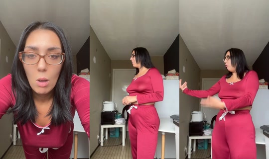lafolleefollee05's Live Session — Aug 22, 2026, 11:53 AM