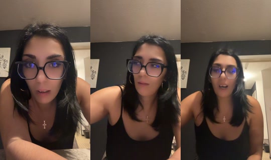 lafolleefollee05's Live Session — Oct 16, 2026, 4:21 AM