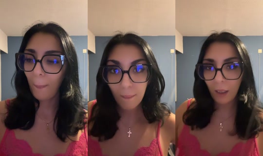 lafolleefollee05's Live Session — Oct 20, 2026, 10:59 PM