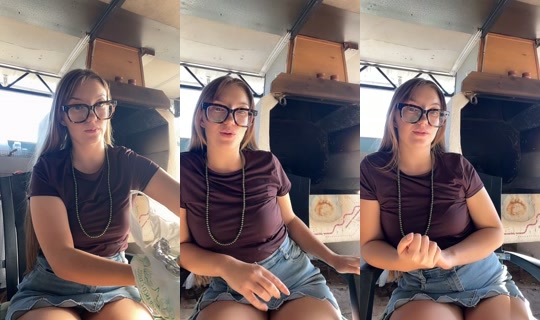 lareinadelmercadillo's Live Session — Oct 12, 2026, 2:21 PM