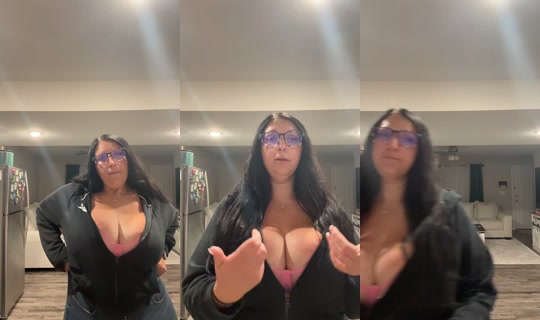 leelee4370's Live Session — Jul 25, 2026, 3:44 AM