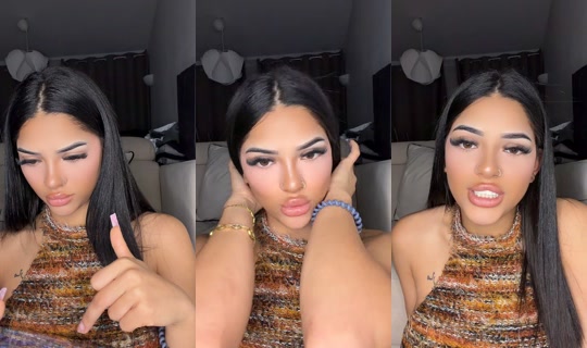 leyna_latina's Live Session — Aug 23, 2026, 11:34 PM