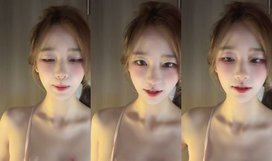lilililili12345672's Live Session — Oct 25, 2026, 9:50 AM