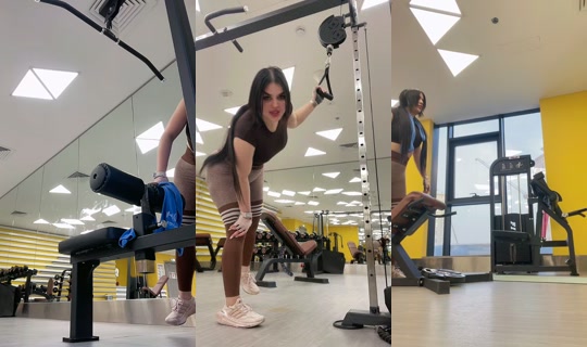 linaa.model's Live Session — Jul 27, 2026, 1:44 PM