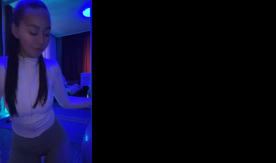 linadreamsss's Live Session — Oct 25, 2026, 4:32 AM