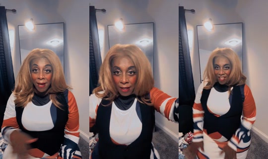 lindawhosammy's Live Session — Oct 4, 2026, 1:22 AM