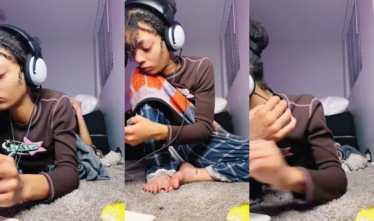 localfootgirl's Live Session — Oct 4, 2026, 6:51 AM